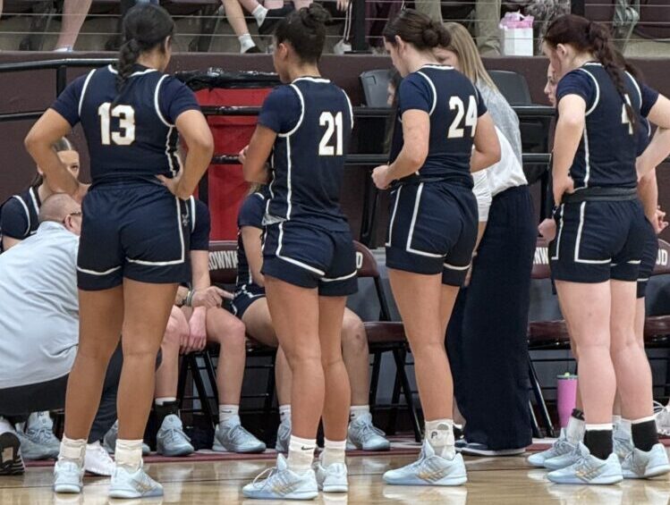 Bees Bball Pic At Bwood